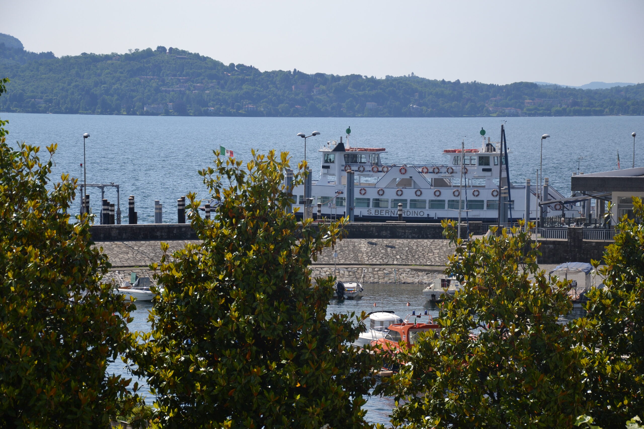 Anteprima foto Finestra sul porto, Verbania