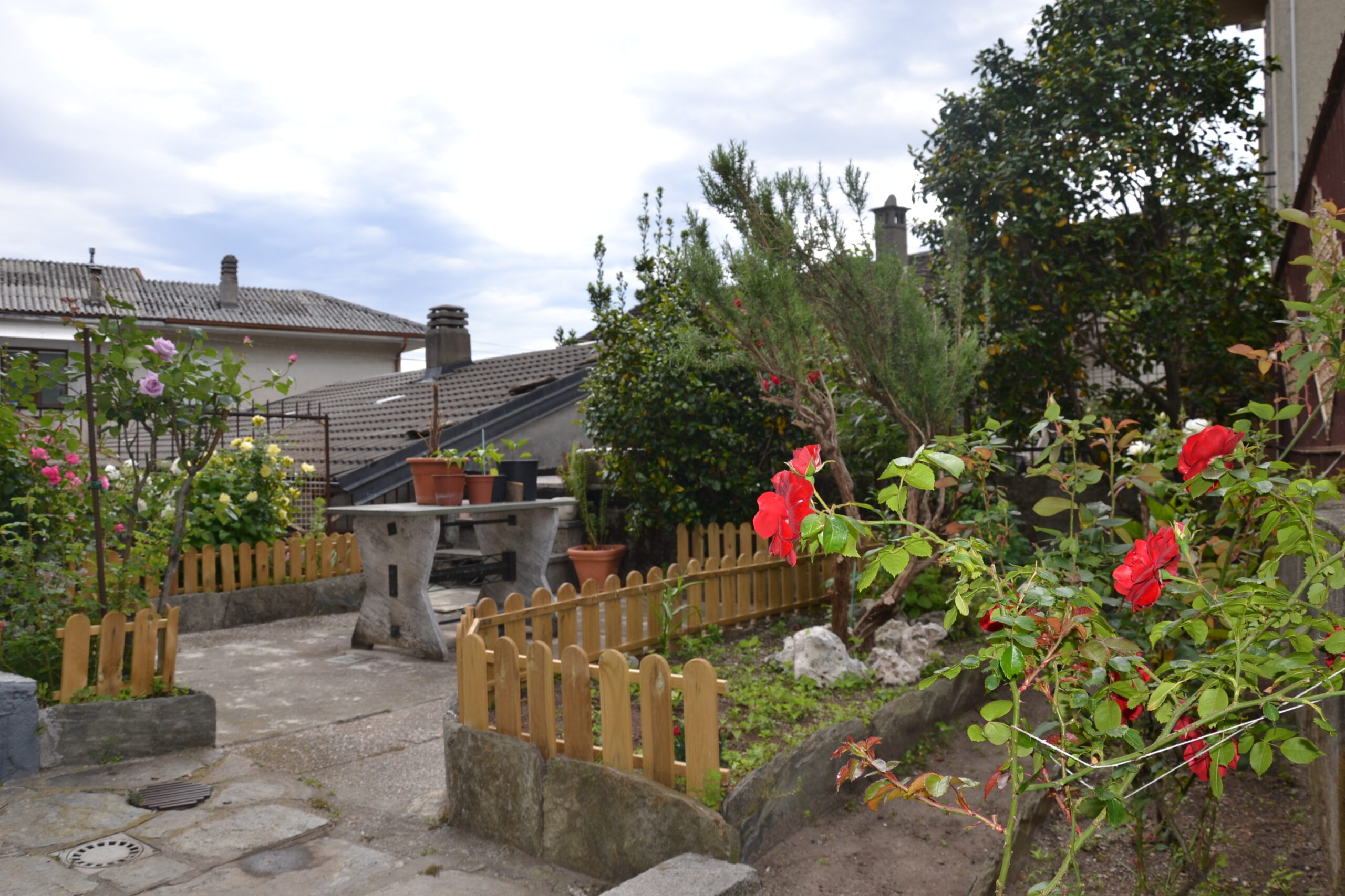 Foto Casa semi indipendente con giardino e terrazzo, Ornavasso