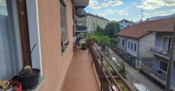 Anteprima foto Trilocale con terrazzino e giardinetto, Omegna