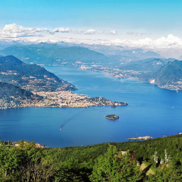 Addio lago di Garda e di Como, adesso è il momento del Lago Maggiore