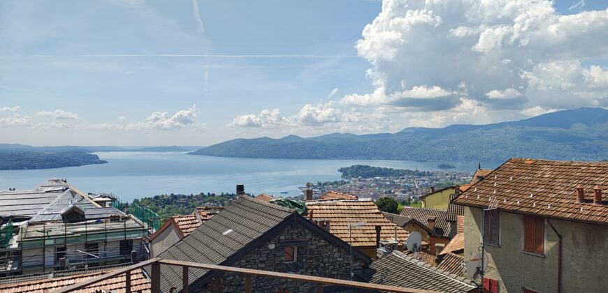 Foto Porzione di casa con vista lago, Arizzano