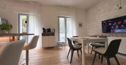 Anteprima foto Casa indipendente ristrutturata con terrazzo e giardino, Fondotoce