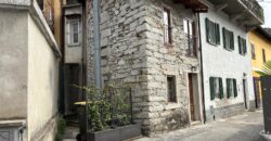 Anteprima foto Casa indipendente ristrutturata con terrazzo e giardino, Fondotoce
