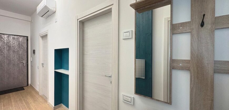 Foto Casa indipendente ristrutturata con terrazzo e giardino, Fondotoce