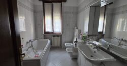 Anteprima foto Affittasi quadrilocale con box e cantina, Verbania