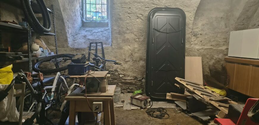 Foto Cambiasca: casa indipendente con posti auto