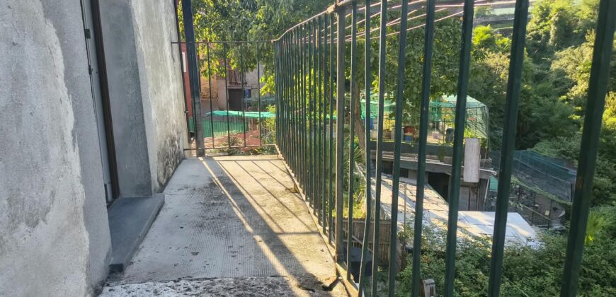 Foto Cambiasca: casa indipendente con posti auto