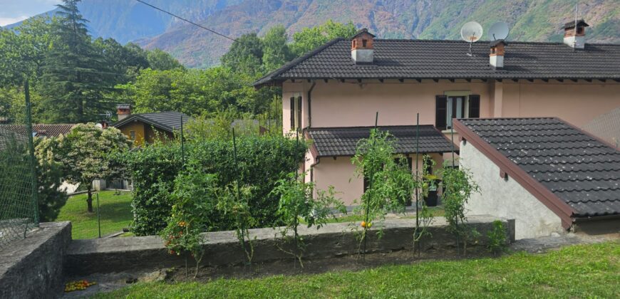 Foto Villetta indipendente con giardino pronta da abitare, Migiandone