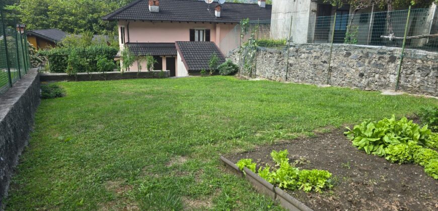 Foto Villetta indipendente con giardino pronta da abitare, Migiandone