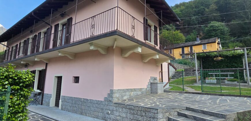 Foto Villetta indipendente con giardino pronta da abitare, Migiandone