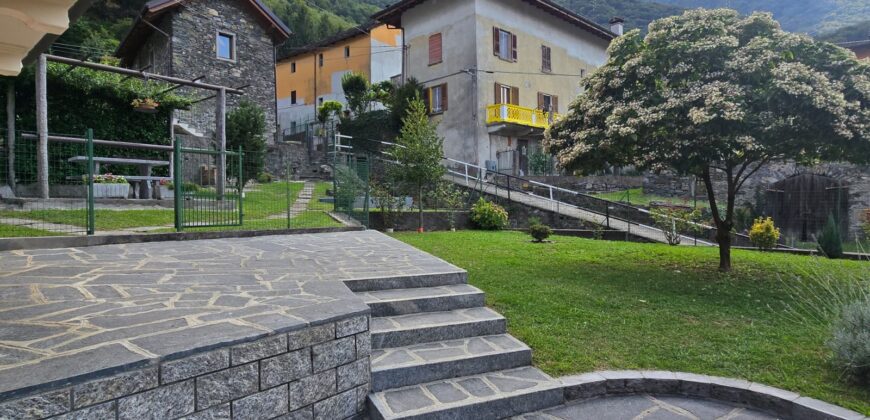 Foto Villetta indipendente con giardino pronta da abitare, Migiandone