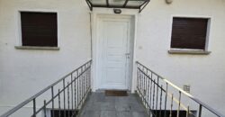 Anteprima foto Appartamento con terrazzo e due posti auto, Vignone
