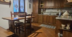 Anteprima foto Casa semi-indipendente su tre livelli con box e taverna, Migiandone