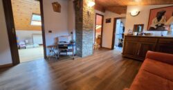 Anteprima foto Casa semi-indipendente su tre livelli con box e taverna, Migiandone