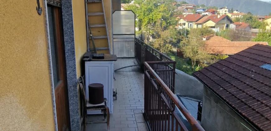 Foto Ampio quadrilocale da ristrutturare, Casale Corte Cerro