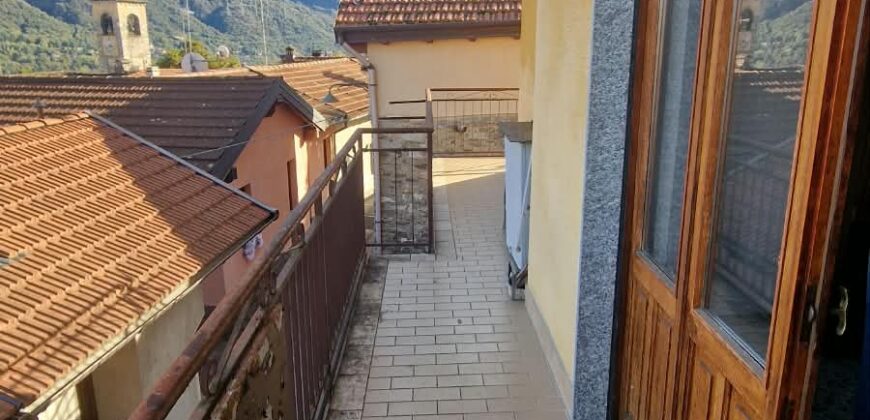 Foto Ampio quadrilocale da ristrutturare, Casale Corte Cerro
