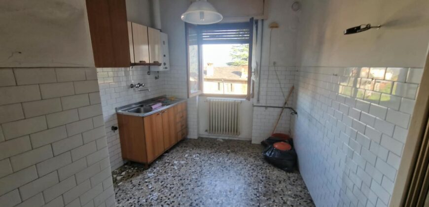 Foto Ampio quadrilocale da ristrutturare, Casale Corte Cerro