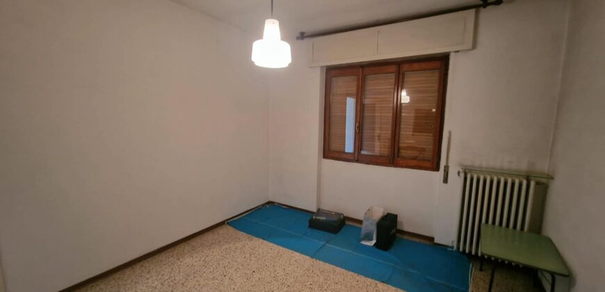 Foto Ampio quadrilocale da ristrutturare, Casale Corte Cerro