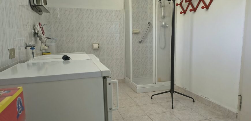 Foto CAMBIASCA: VILLA INDIPENDENTE CON GIARDINO